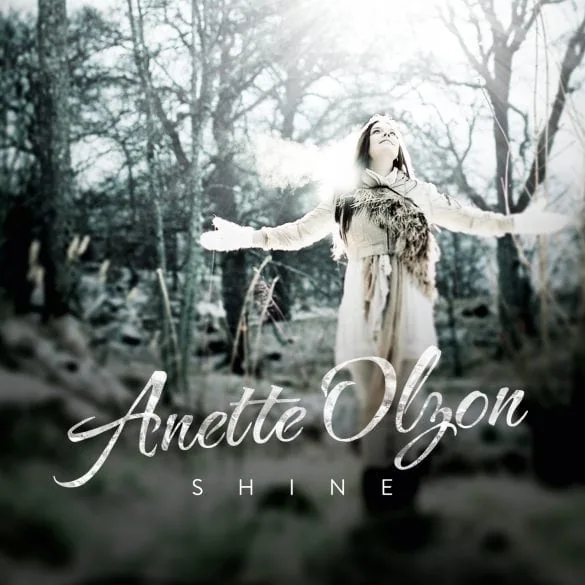 Notre avis sur Shine, le premier album solo d'Anette Olzon