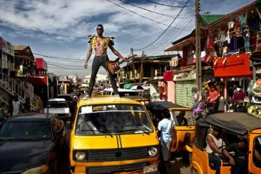 Keziah Jones le 28 mars 2014 à l'Atelier 21 Keziah Jones le 28 mars 2014 à l'Atelier