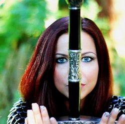 Nouvel album de Leah sur Indiegogo