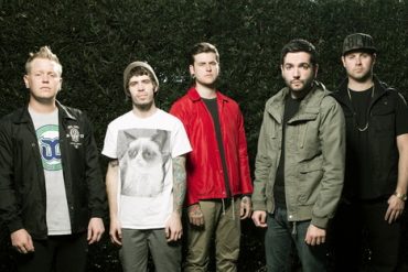 A DAY TO REMEMBER le 20 Août 2014 à l'Atelier, Luxembourg 50 A DAY TO REMEMBER le 20 Août 2014 à l'Atelier, Luxembourg