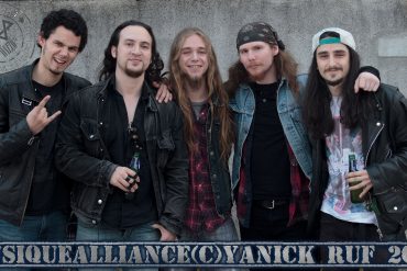 Poste 942, Big Fat Papa'z et Wizzö en concert au Korigan le 17 Avril 2015 : notre live-report 66 Poste 942, Big Fat Papa'z et Wizzö en concert au Korigan le 17 Avril 2015 : notre live-report