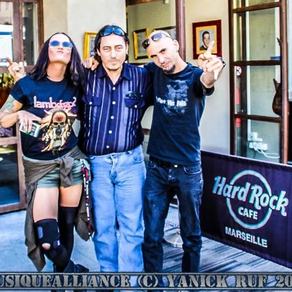 Découvrez Charming Face of Destruction, le nouveau clip de Blazing War Machine