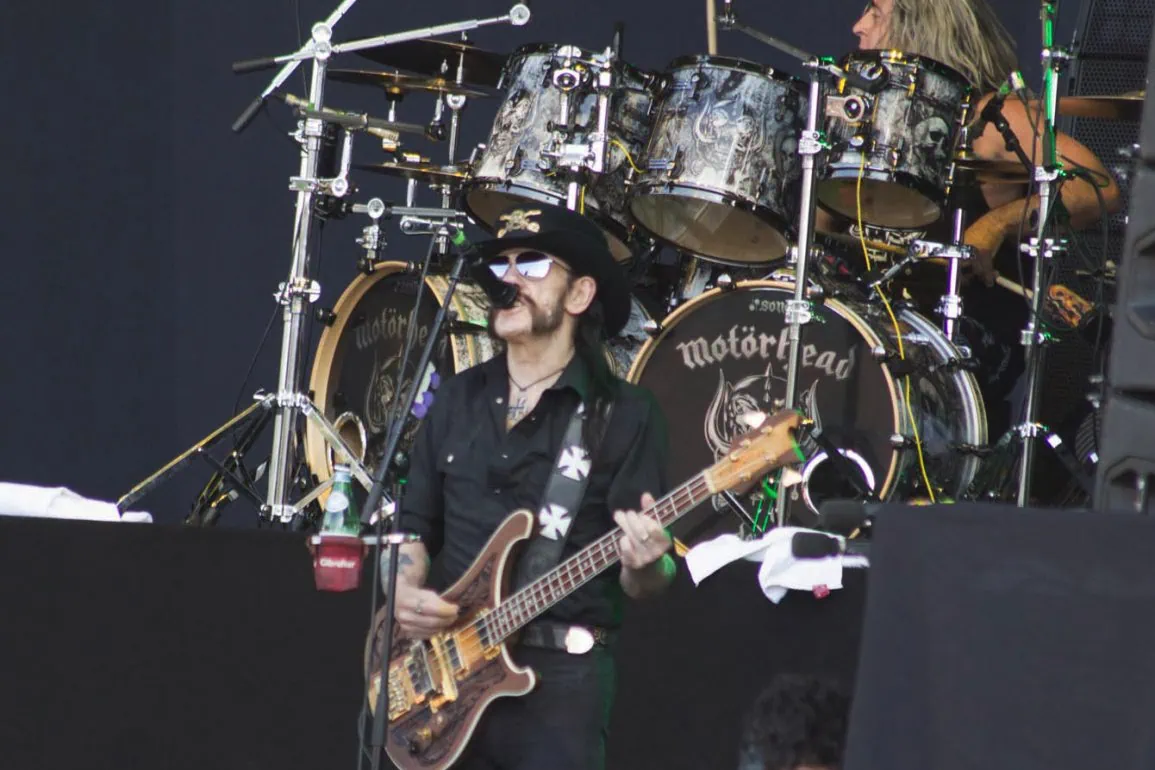 Les funérailles de Lemmy Kilmister en direct sur la chaîne officielle Youtube de Motörhead