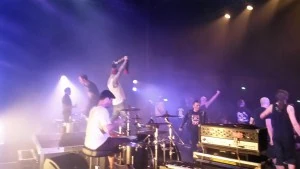 Le Bal des Enragés à Istres (13) le 22 avril 2016 : notre live-report 5 le bal des enragés 01