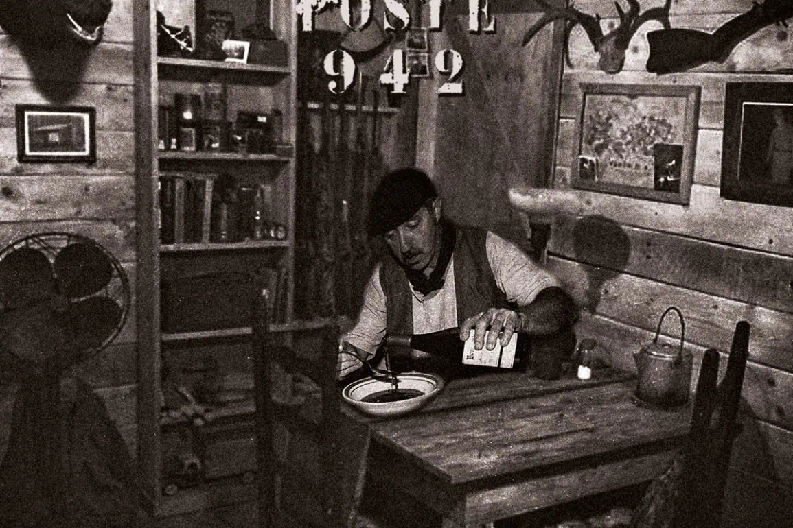 Notre avis sur Long Play, l'album de Poste 942