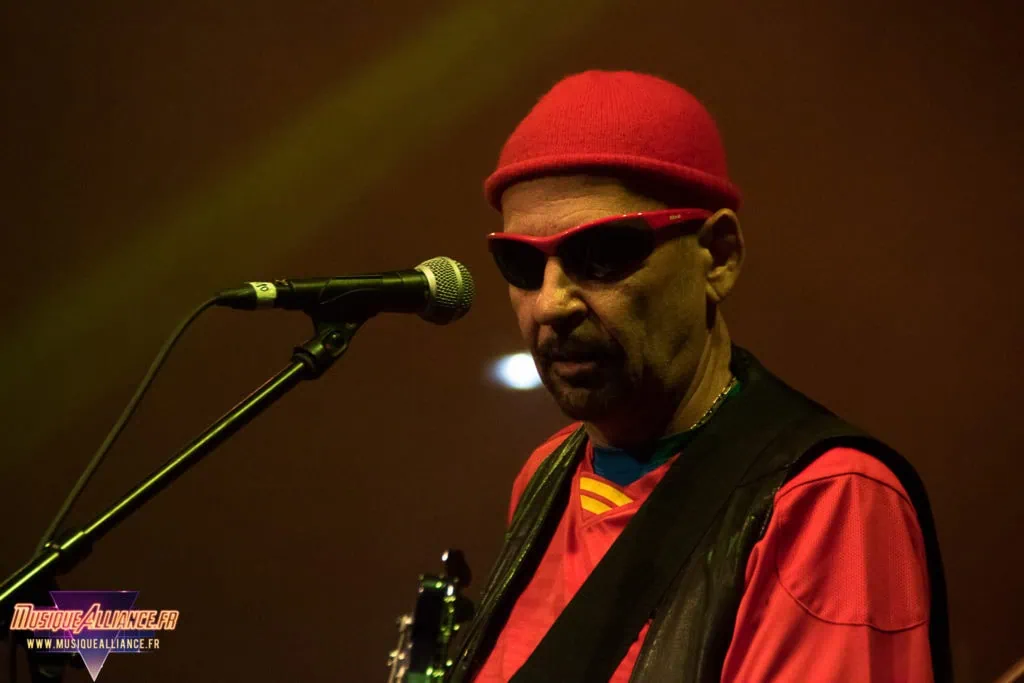 Deepness, Laids Crétins des Alpes et Les Ramoneurs de Menhirs au tour du Pays d'Aix : notre live-report