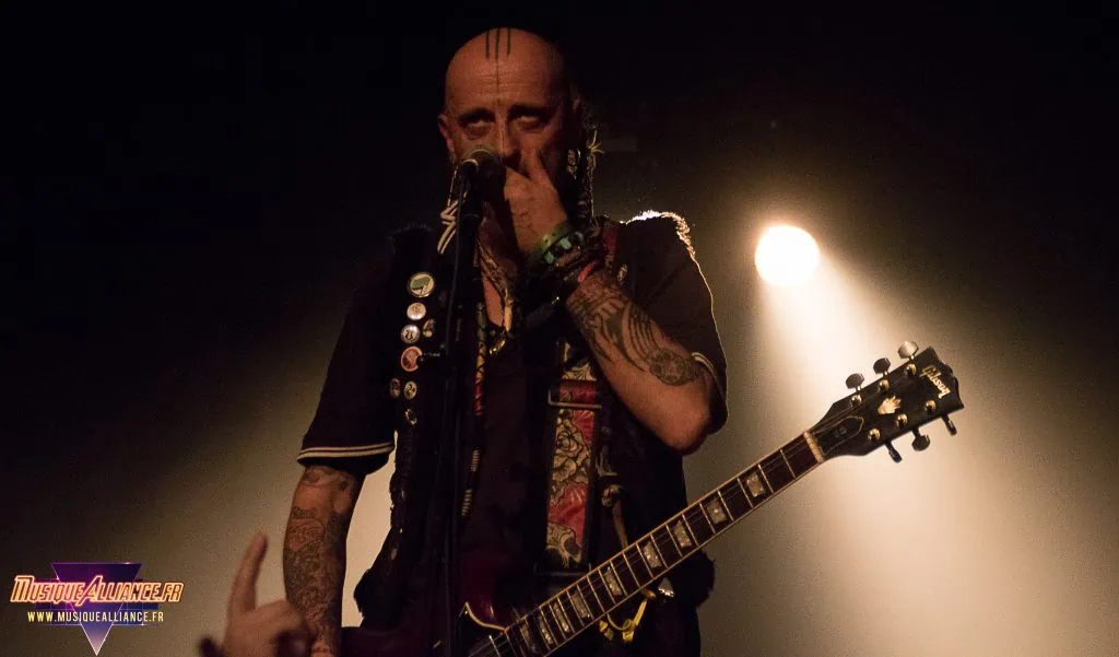 Deepness, Laids Crétins des Alpes et Les Ramoneurs de Menhirs au tour du Pays d'Aix : notre live-report