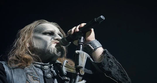 Concert de Kissin’s Dynamite + Amaranthe + Powerwolf au Stéréolux : notre live-report!