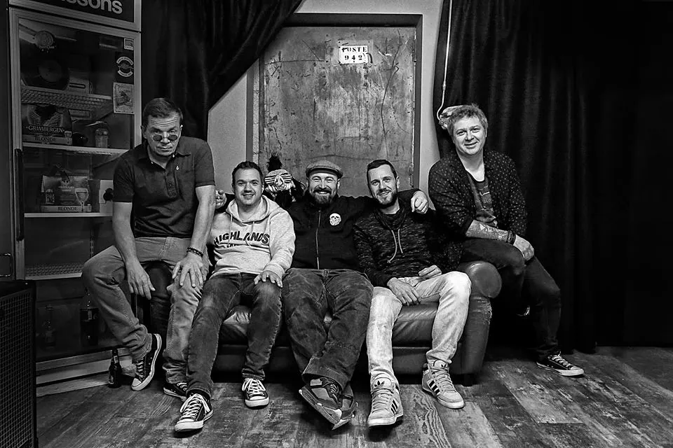 Rencontre avec... Poste 942 pour leur album Long Replay