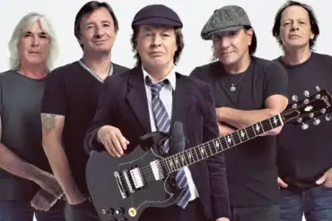 AC/DC de retour sur scène après 7 ans d'absence! 6 AC/DC de retour sur scène après 7 ans d'absence!