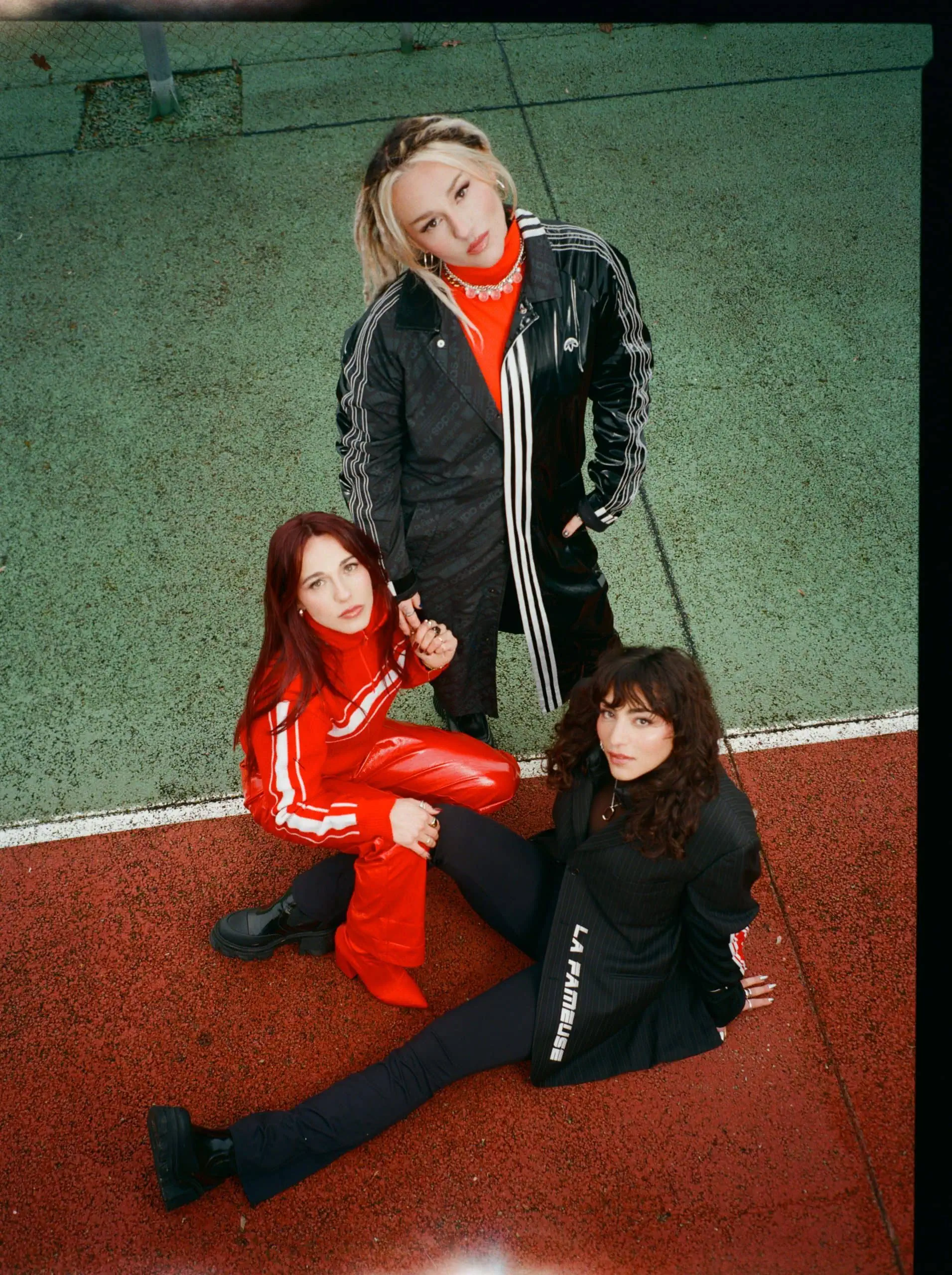 L.E.J en concert à Marseille : focus sur l'album S'aimer c'est une galère