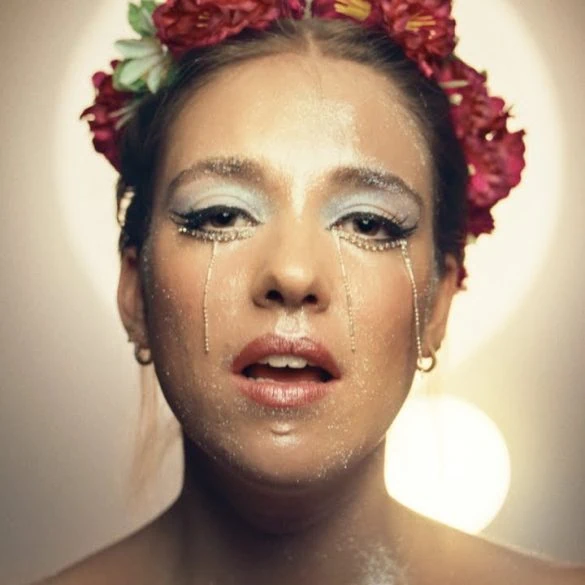 Allie Sherlock dévoile le clip officiel de I Don't Need Saving