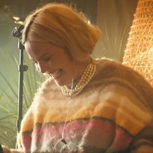 Anne-Marie dévoile son morceau DEPRESSED et sa performance live de Londres