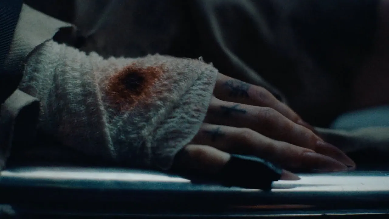 Bambie Thug dévoile REDRUM