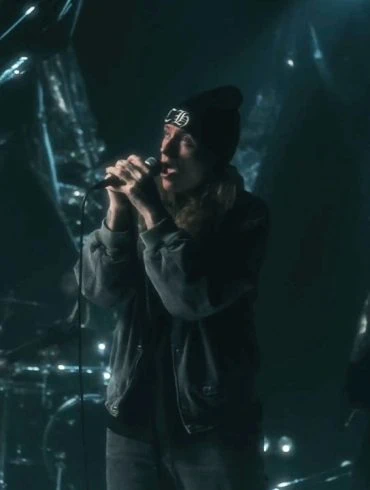 Catch Your Breath : Le clip officiel de Dark 20 Catch Your Breath : Le clip officiel de Dark