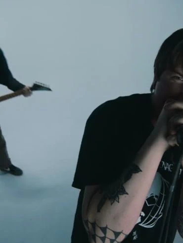 Commoner dévoile le clip officiel de Breach 4 Commoner dévoile le clip officiel de Breach