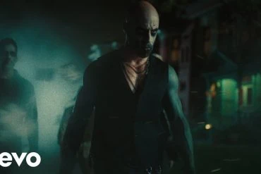 Daughtry présente le clip de The Bottom