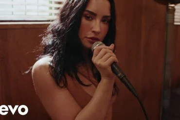 Demi Lovato présente Let You Go en live et son nouvel album