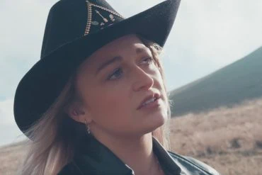 Eloïz et Florent Pagny en duo sur Plus le même soleil