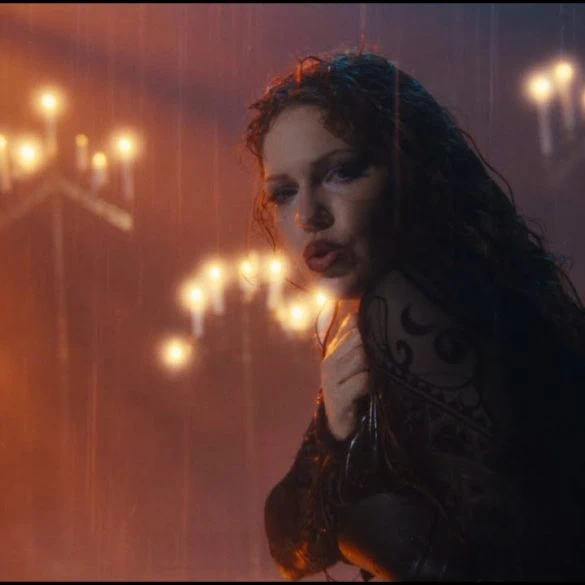 Clip Holy Wars Metamorphosis : Univers et Lyrisme 2 Clip Holy Wars Metamorphosis : Univers et Lyrisme