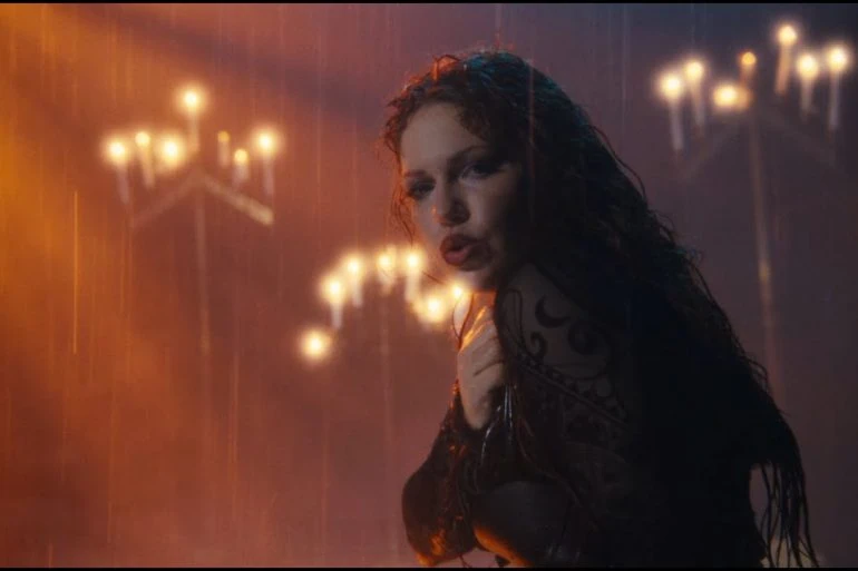 Clip Holy Wars Metamorphosis : Univers et Lyrisme 14 Clip Holy Wars Metamorphosis : Univers et Lyrisme