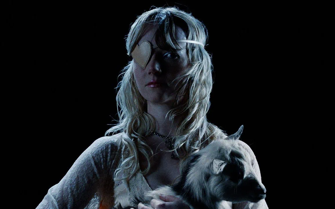 Clip Count The Ways de The Last Dinner Party