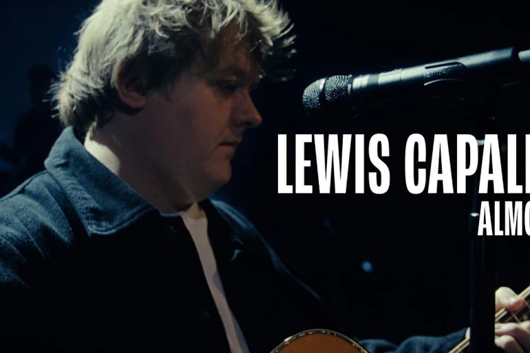Lewis Capaldi dévoile Almost 14 Lewis Capaldi dévoile Almost
