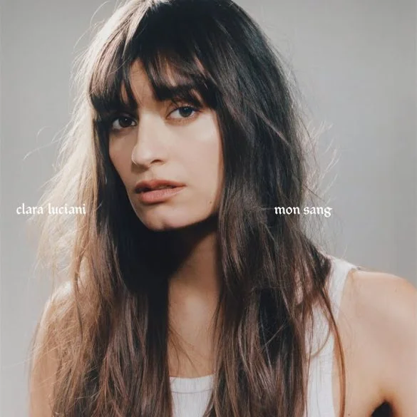 Clip de Clara Luciani cette vie