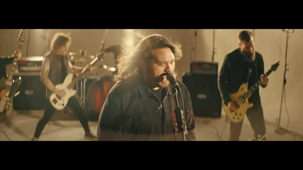 Mammoth dévoile le clip officiel de Same Old Song 3 Mammoth dévoile le clip officiel de Same Old Song