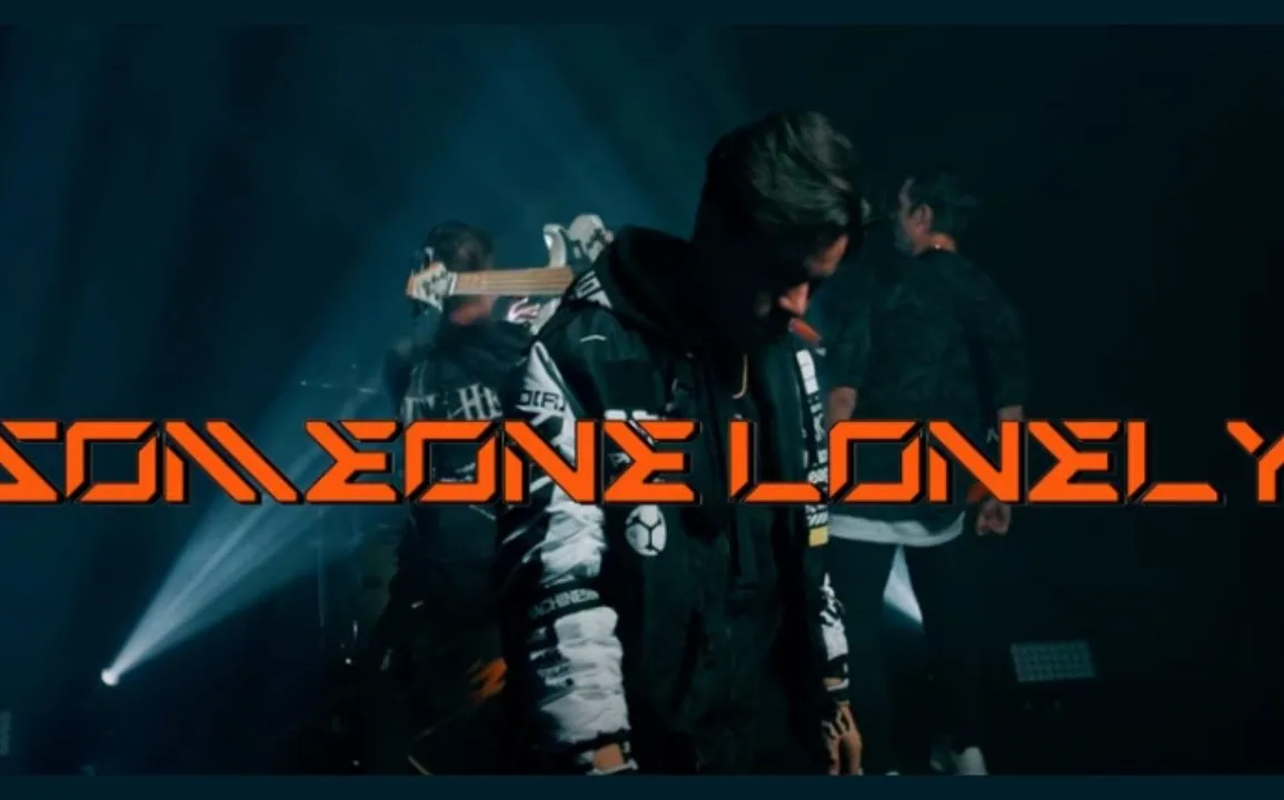 Set For Tomorrow : Le clip de Someone Lonely