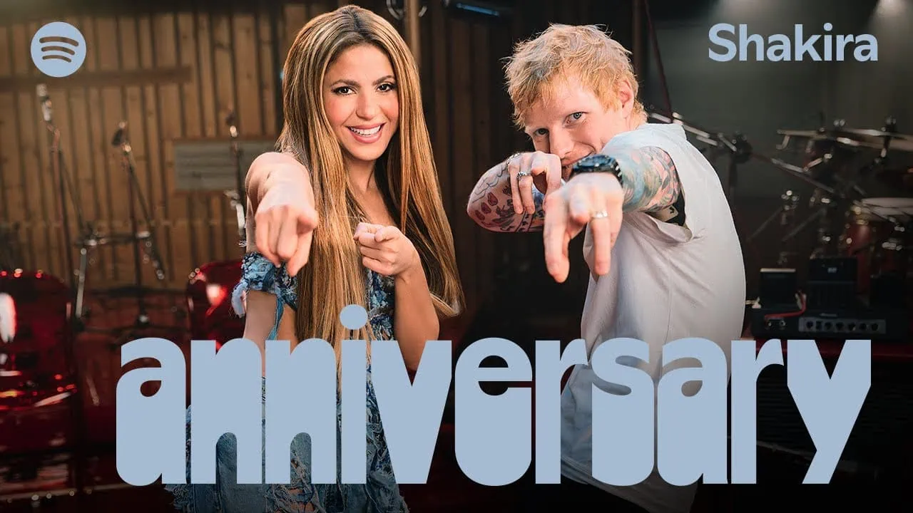 Shakira : Hips Don't Lie en performance live avec Ed Sheeran et Beéle