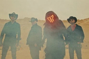 Clip musical : Smash Into Pieces dévoile Villain