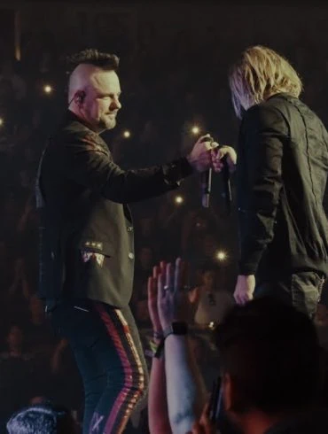 Three Days Grace dévoile le clip live de Kill Me Fast 4 Three Days Grace dévoile le clip live de Kill Me Fast