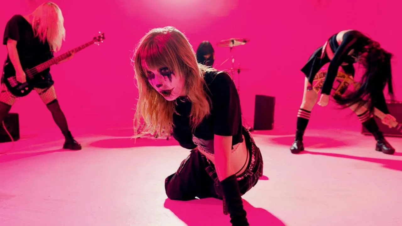 Unpolished* dévoile le clip de Collateral Damage