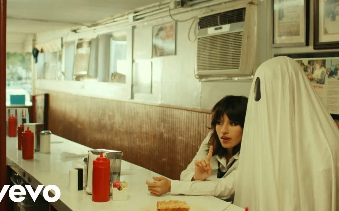 Violent Vira dévoile le visualizer de Common Decency