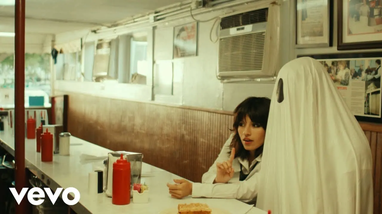 Violent Vira dévoile le visualizer de Common Decency