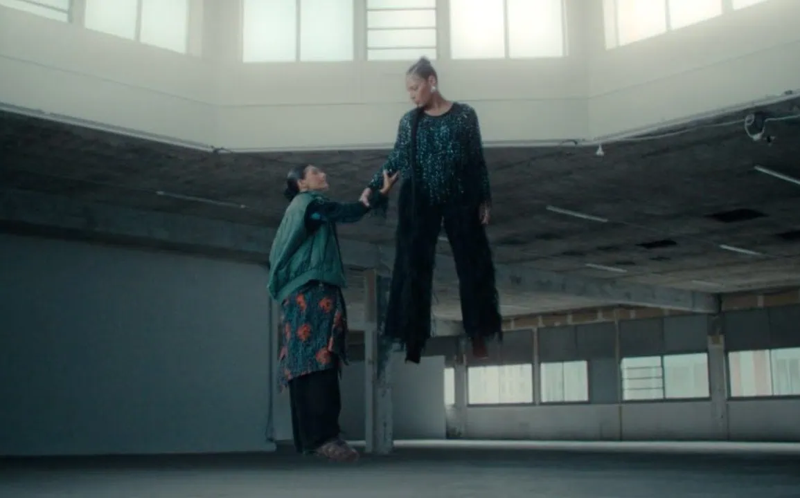 Zaho dévoile le clip officiel de son titre Amour Propre