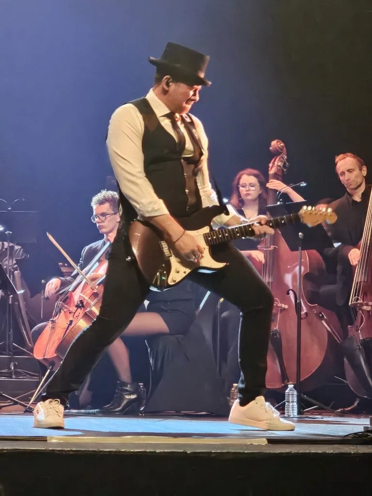 Quand le rock rencontre l’orchestre : la tournée qui fait vibrer la France