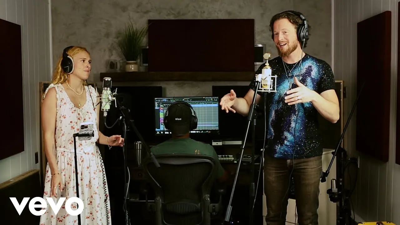 Sailing : La collaboration musicale d'Austin Brown et Rumer Willis