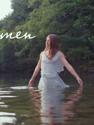 Clip Good Omen de Caroline Jones 12 Clip Good Omen de Caroline Jones