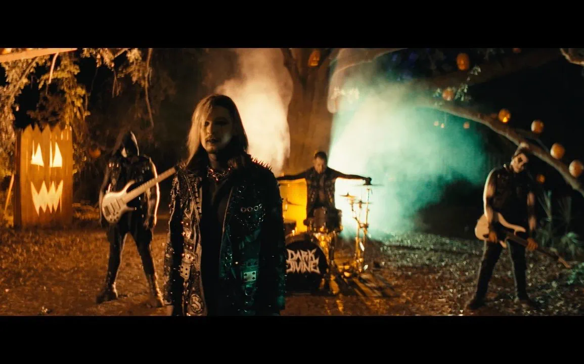 Dark Divine dévoile le clip de Halloweentown II: Welcome Home
