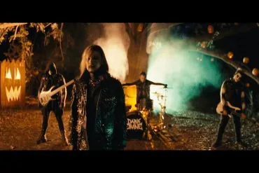 Dark Divine dévoile le clip de Halloweentown II: Welcome Home