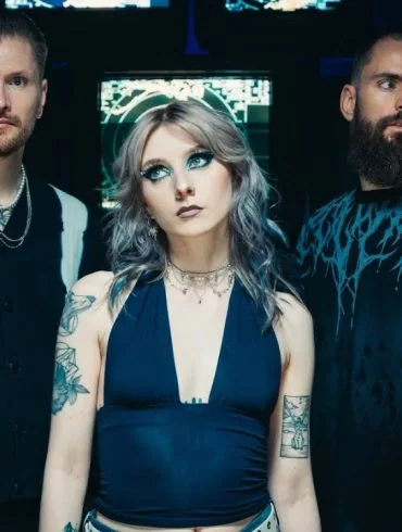 Future Palace dévoile le single Deep Blue 12 Future Palace dévoile le single Deep Blue