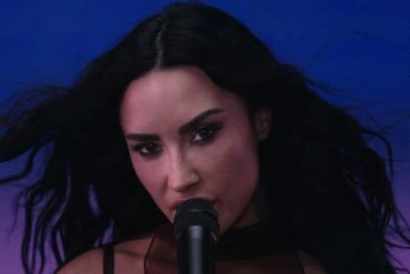 Here All Night de Demi Lovato (Live) 15 Here All Night de Demi Lovato (Live)