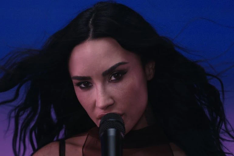 Here All Night de Demi Lovato (Live) 14 Here All Night de Demi Lovato (Live)