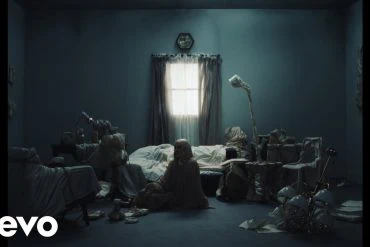 Sopra di me : le nouveau single de Mara Sattei 3 Sopra di me : le nouveau single de Mara Sattei