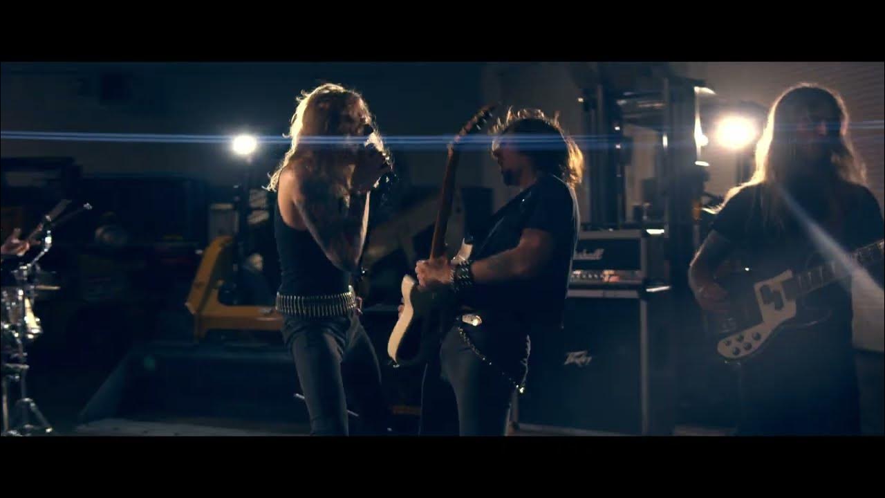 Midnight Vice Mystic Eyes : Le clip officiel