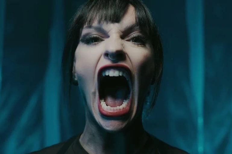 Never Obey Again : Analyse du single Plastic Love 6 Never Obey Again : Analyse du single Plastic Love