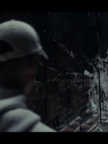 NF dévoile son EP FEAR et le clip du morceau titre 4 NF dévoile son EP FEAR et le clip du morceau titre