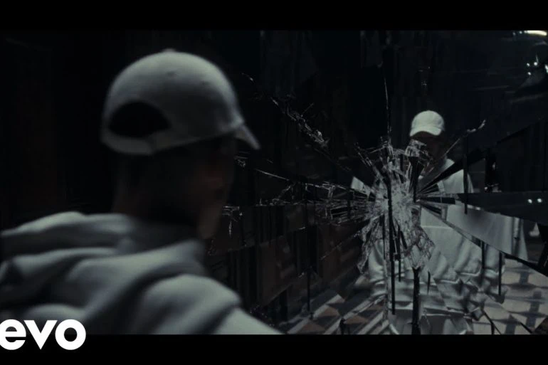 NF dévoile son EP FEAR et le clip du morceau titre